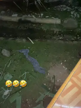 Saya tdk tau tiba” di sampingku bicara🤣 nenek nenek🤣🤣🤣 #masukberanda #fyp #toraja #trending #nenek 