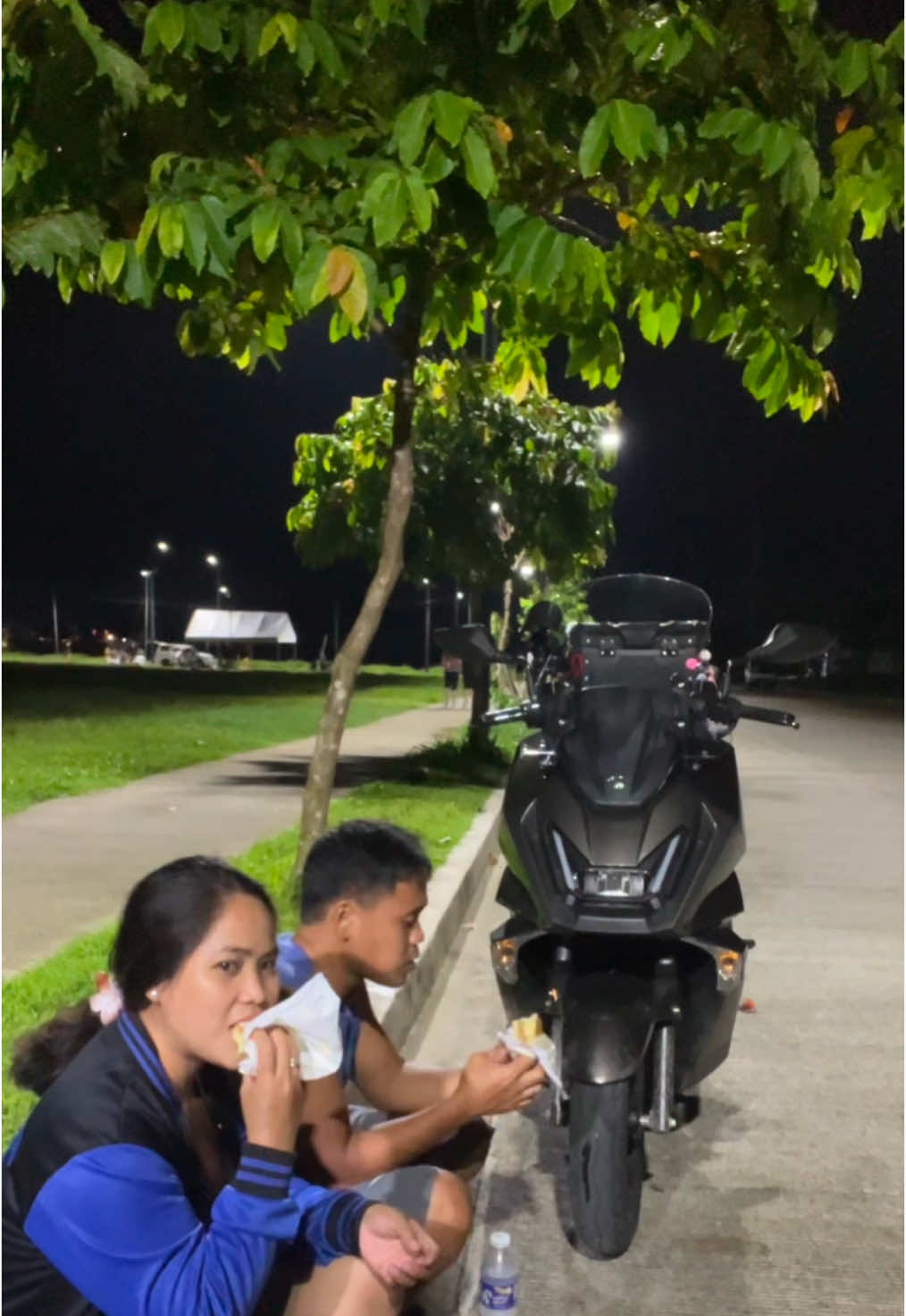 Date with sky🛵#quickdatenight #marriedcouple #fyppppppppppppppppppppppp 