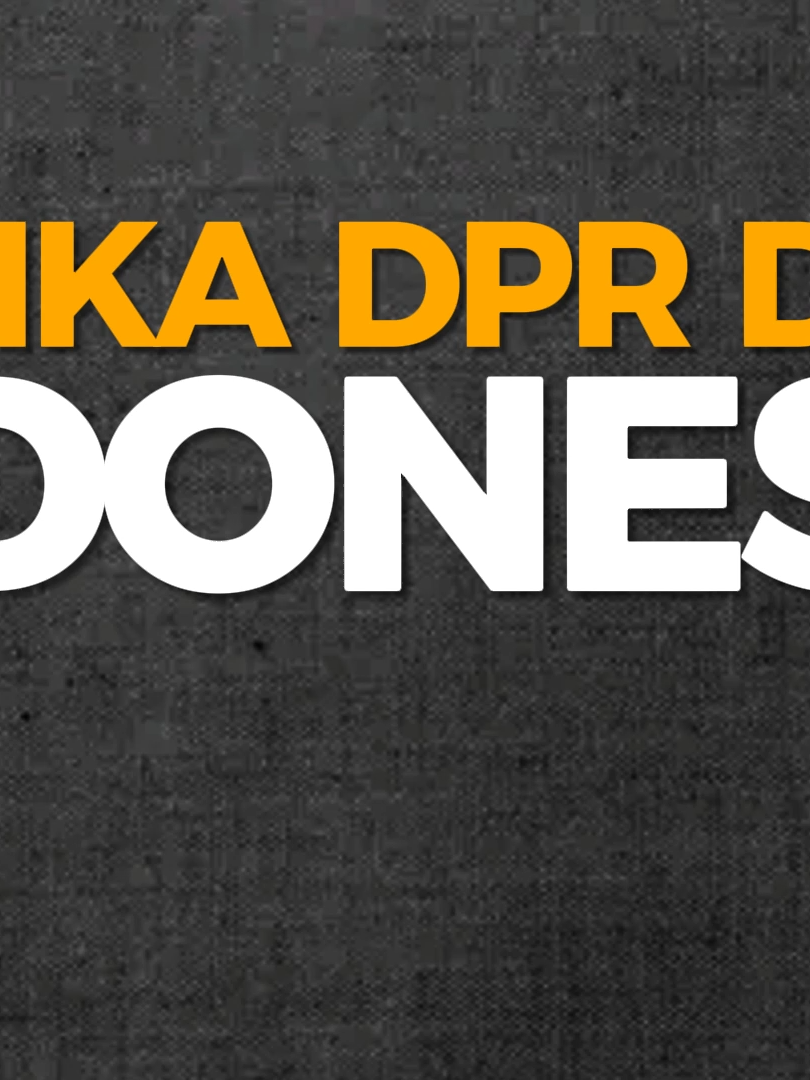 Apakah DPR bisa dibubarkan? Pertanyaan ini sering muncul di tengah kekecewaan publik terhadap kinerja Dewan Perwakilan Rakyat. Namun, benarkah lembaga legislatif ini bisa dihapus begitu saja? Dan jika iya, apa dampaknya terhadap stabilitas politik, ekonomi, hukum, dan keamanan negara? #dpr #Demokrasi #IndonesiaHariIni #AnalisisPolitik #UUD1945 #BeritaTerkini #SejarahIndonesia