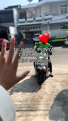 Mau di judge siapa pun ga bakal ngaruh, aku tetep pilih dia 🤗  #jakartaviral #videoviral #ojol #romantis #fyp 