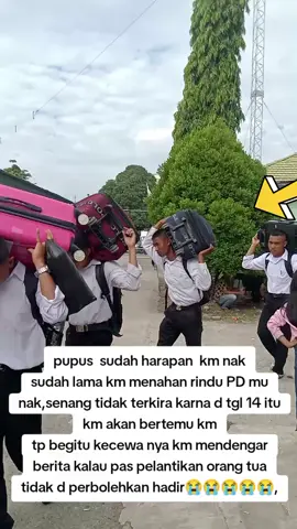 ya Allah semoga apa yg terjadi sekarang cepat membaik,dan km bisa hadir d pelantikan anak km