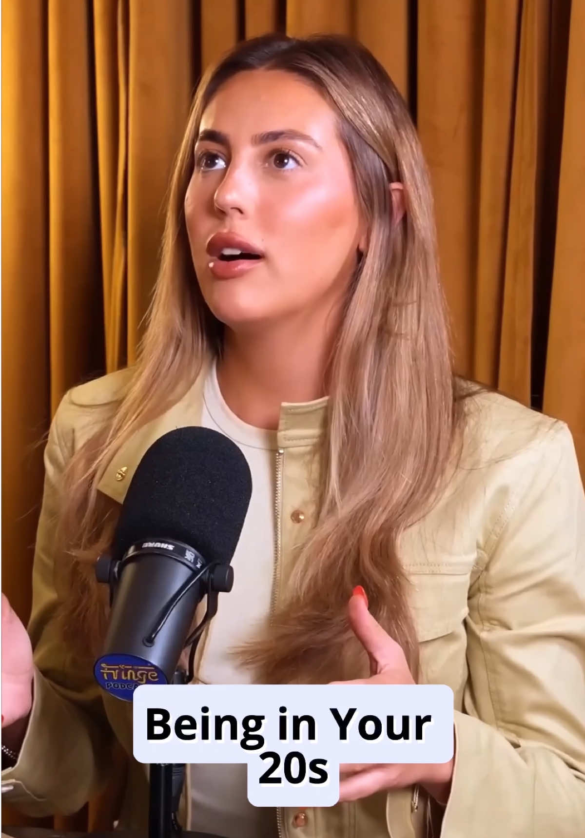 🤍 #unwaxedpodcast @sophiastallonee @Sistine Stallone 