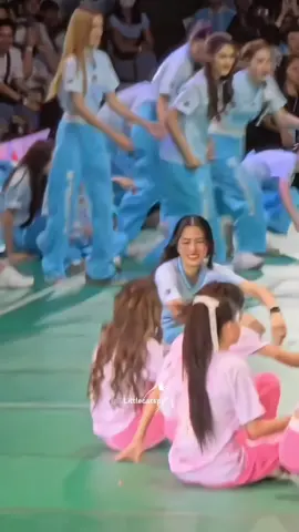 Lo lắng cho nhau từ những điều nhỏ nhặt🥹 #lingorm #linglingkwong #Ormkornnaphat #fyp #viral @Lingling Kwong @ออมออมเอง:^D 