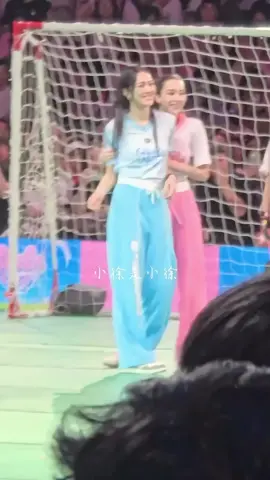 🤣🤣🤣 tui có thể cười tới chớt mà #linglingkwong #enjoyyotdr 
