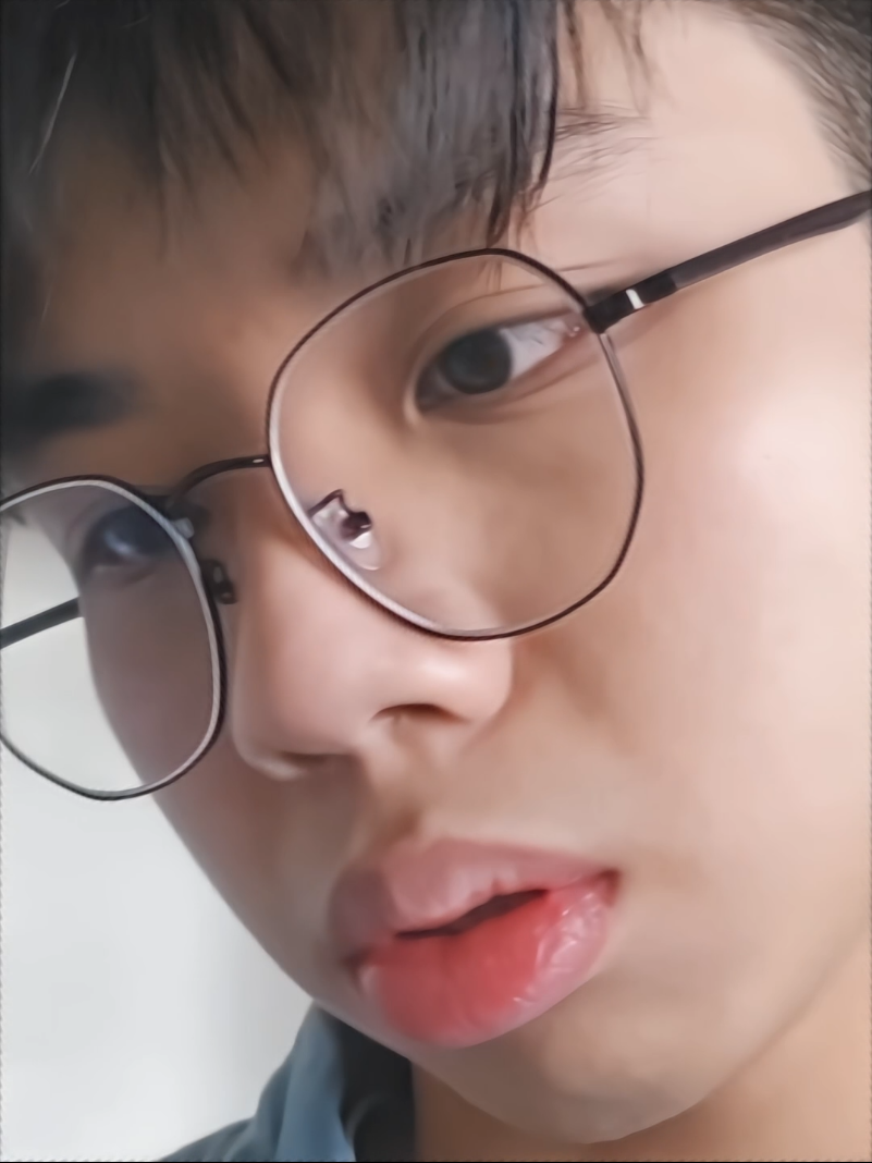 Malam Minggu sama Kevin wkwkwk @kevin_lius_bong #kevinliusbong #foryoupage #youtube  #klog #pacarnyaklb 