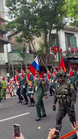 Gặp a từ buổi đi xem diễu binh 🙂‍↔️#quandoinga🇷🇺 #a80 #cucpham 