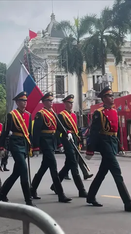 Người khổng lồ #quandoinga🇷🇺 #dieubinhnga #a80 #quockhanh29 