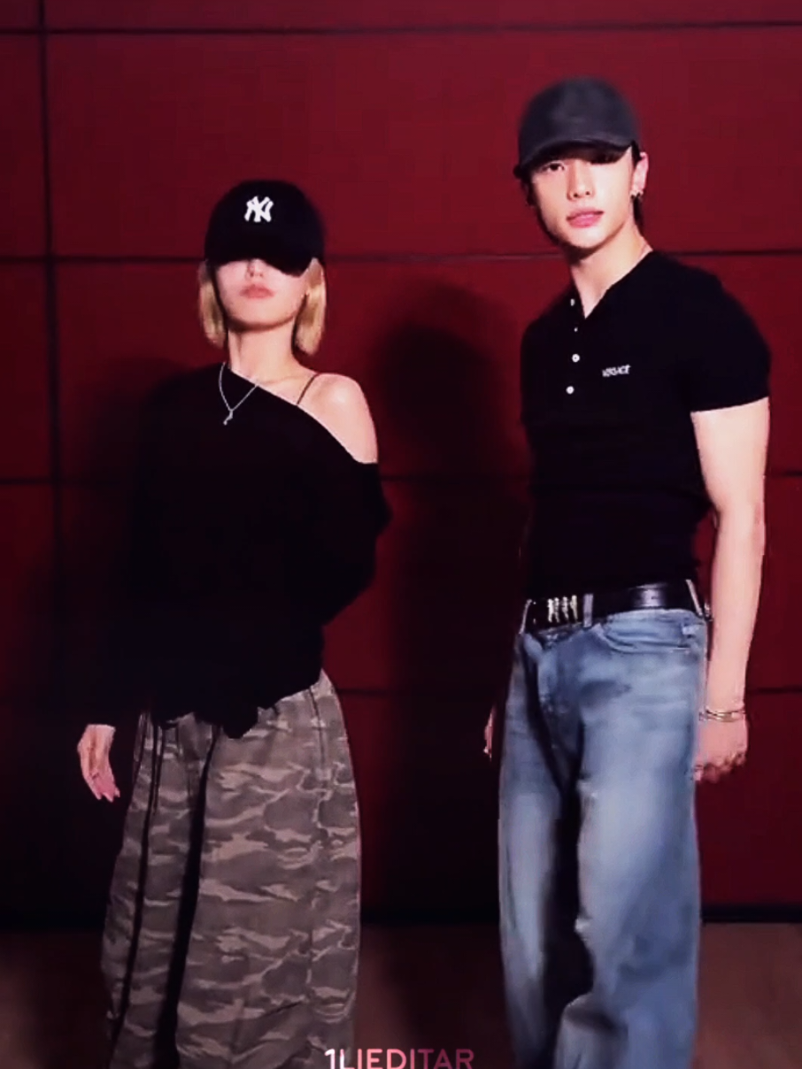 #YEJI and #HYUNJIN sooo iconic #itzy #straykids #kpopedit 