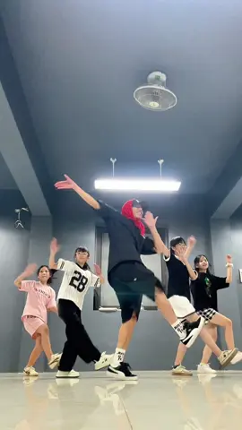 Nghịch là nhanh #hovuonminh #oopscrew #tiktokdance #xhtiktok #quockhanh 