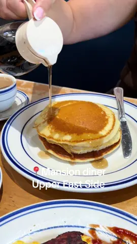 Probably one of the best pancakes I’ve had in the Upper East Side 🥞 #pancakes #uppereastsidenyc #nyc #nycfood 