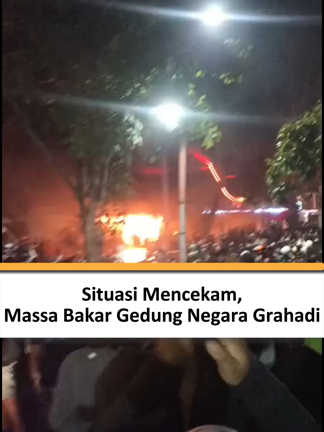 🔥 Pagar Grahadi berhasil dijebol! Massa keluarkan isi gedung & membakarnya 🚨 Sambil menyanyikan Indonesia Raya 🇮🇩 #Surabaya #DemoSurabaya #Grahadi #BreakingNews #FYP