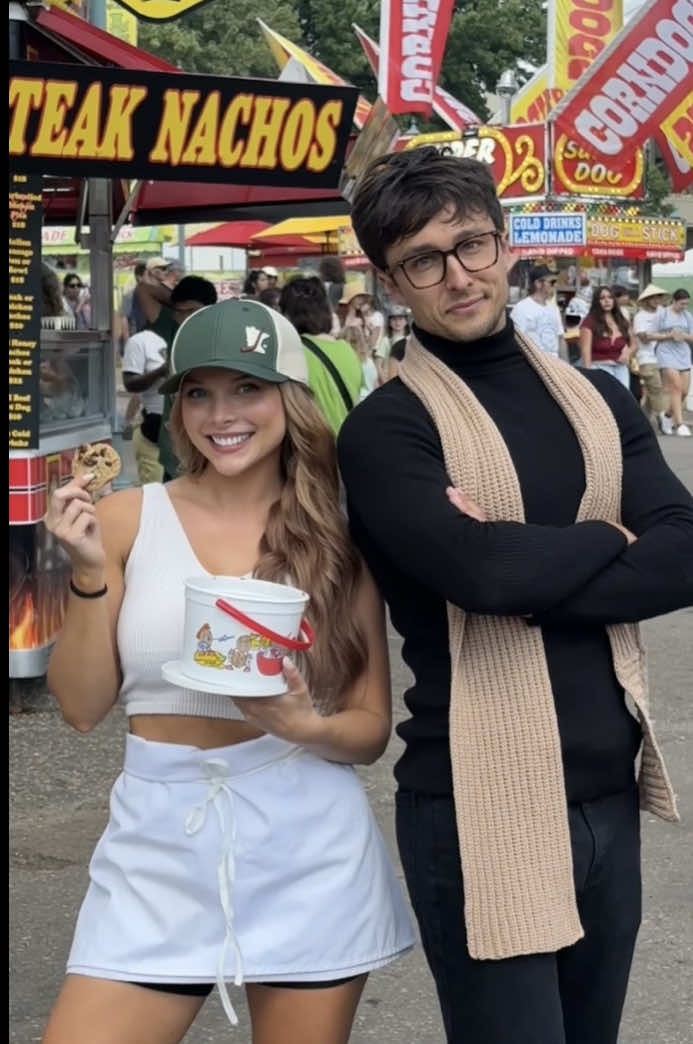 Big city boy falls in love with small town girl!? 🤯 #comedy #sketchcomedy #america #minnesota #fair 