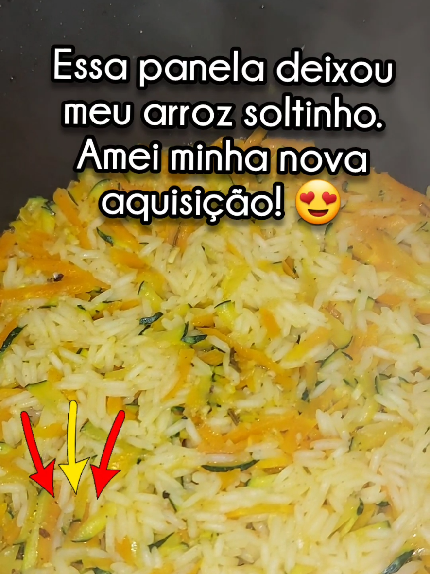 Depois dessa panela seu arroz nunca mais será o mesmo. Agora teremos arroz soltinho, muito rápido e prático sem medo de queimar, porque ela desliga automaticamente. #arroz #paneladearroz #panelaeletrica #arrozsoltinho #comidasaudavel 
