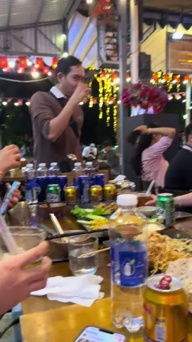 Happy birthday mà gặp Idol của huế 🤣 
