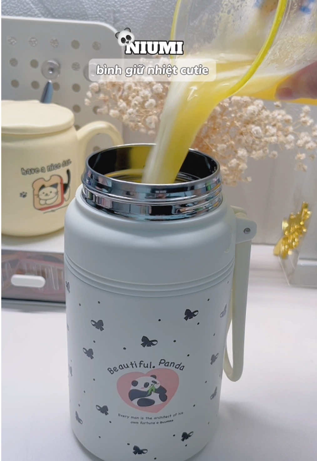 Bình giữ nhiệt đi học mấy bà oi#binhgiunhiet #binhgiunhietcute #binhnuoc #viral #unboxing 
