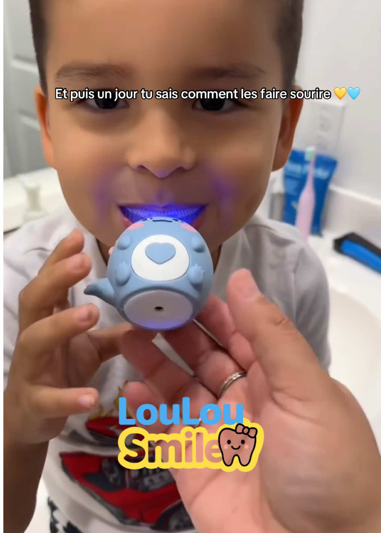 Une brosse 360° qui change ta vie✨ Lien en bio💛🩵 #parents #enfant #kidstiktok #brosseadent #fyp 