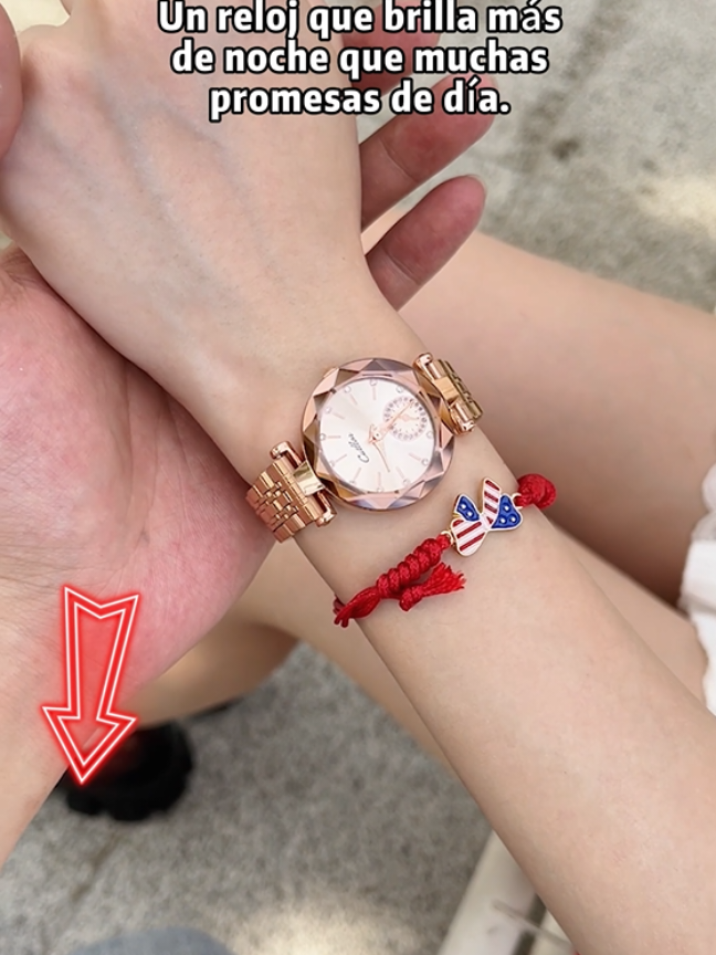 Oh my God, the moment my wife put on this watch, she was moved to tears.#watch#Jewelry#Fashion#Gift#fashionaccessories#fallfreshness#newyorkfashionweek 
