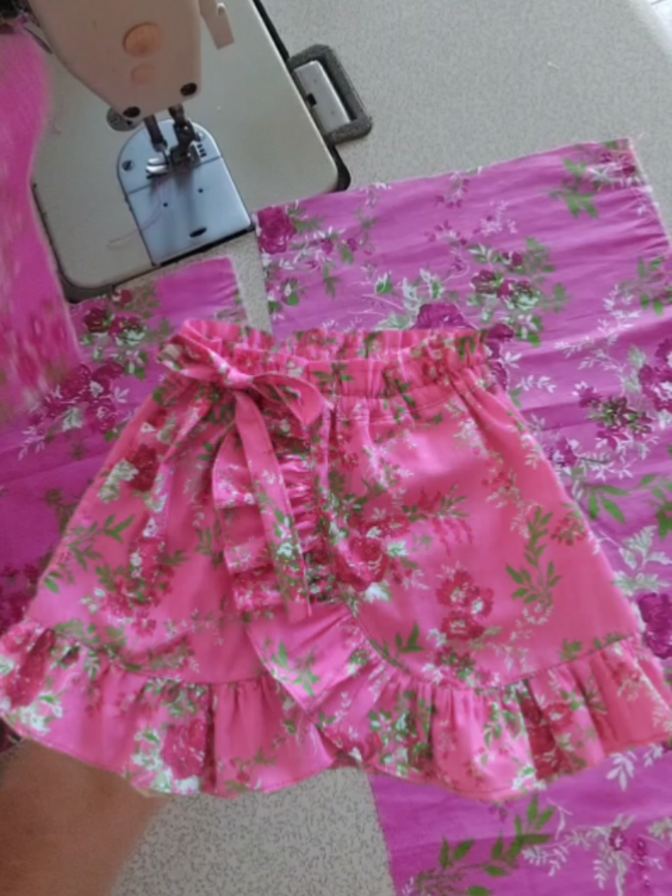 como costurar saia envelope infantil  #costurar #sew #sewing #sewingtiktok #sewingtutorial 