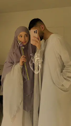 #🥹🤍؍ٌ  .  .  .  .  .  .  .  #زوجي_دنيتي_وكل_حياتي😘❤ #عائلتي_الصغيرة_الله_يحمينا🧿🤍 #زوجي_حبيب_عمري❤️😌👑 #🤍🤍🤍 