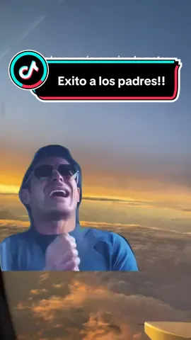 Estoy segura que si se duerme temprano …. Dos meses se durmió 12 de la noche… lo bueno que conmigo solo es chiste… agarro rápido la onda. #devueltaaclases #cambiodehabitos #itry #itry#MememeCut 