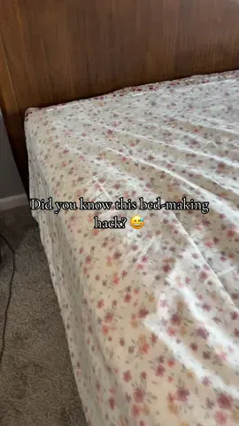 Am I the only one that just recently learned how to properly make a bed at 47 years old? I am obsessed with home reflection sheets, but this fall floral pattern may be my favorite ones I’ve ever owned. They are just so pretty and feel great to sleep on!! #sheets #bedsheets #bedding #bedroominspo #tiktokshopcreatorpicks 