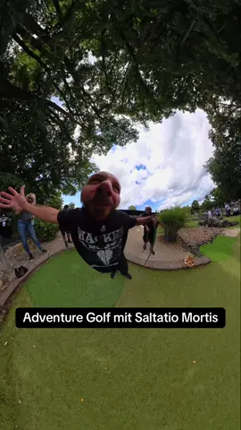 Elsi nimmt euch mit auf eine Runde Adventure Golf in Koblenz 🫶