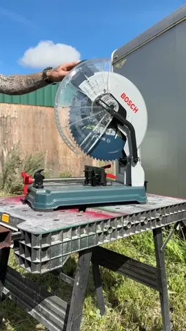 We’ve been waiting for someone to do this for a long time. A cordless cold cut saw • This Bosch dry cut saw runs at a lower rpm and instead of using an abrasive wheel it uses a 14” carbide blade • This causes less sparks if any and the cut is cool to touch @Bosch Power Tools 