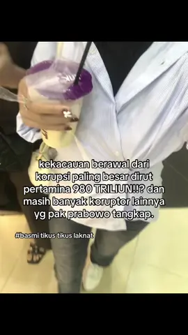 beliau tangkap 28 koruptor dari 7 kasus korupsii pdahal baru 10 hari menjabat, WOW jadi di balik ini semua beliau bukan diam aja melainkan ngatur strategi.semuanya butuh proses 🇮🇩🤍