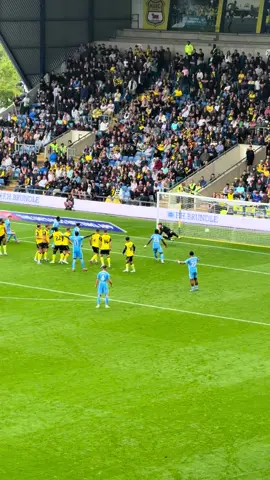 Victor Torp’s screamer for Coventry City, away at Oxford. 🇩🇰