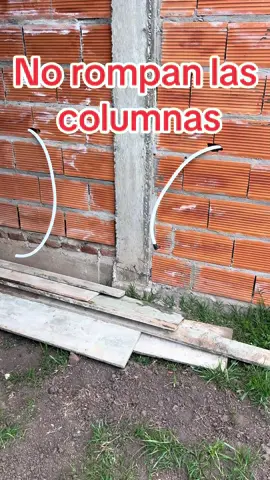 Proyecta tu obra desde cero no tiene sentido romper las columnas por no organizar la obra.   #instalacioneselectricas #electricista #electricistachivilcoy #construccion #chivil #cañerias #fijacion #albañil #columnasdeconcreto 