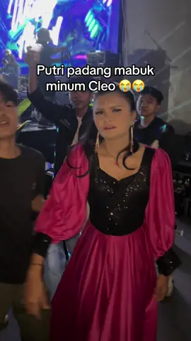 Puuut😭😭 