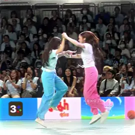 different teams but still cheering for each other 🥹 #lenamiu #lalinalena #miunatsha #ลีน่าหมิว #CH3GirlsCup2025 