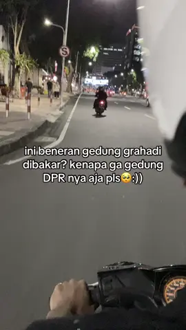 #fyp #demo #grahadisurabaya #surabaya 