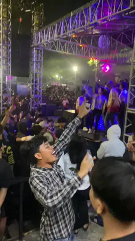 Kali abang ini buka tiktok kabarin aku ya 😅😅#fyppppppppppppppppppppppp #remiklampung 