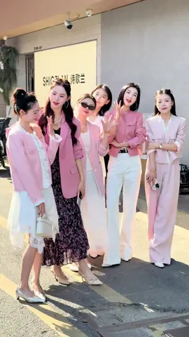 Gọi nàng là giấc mơ vì thiếu nàng làm ta thao thức.#outfit #phoidotrend #style #xuhuongtiktok #somi 