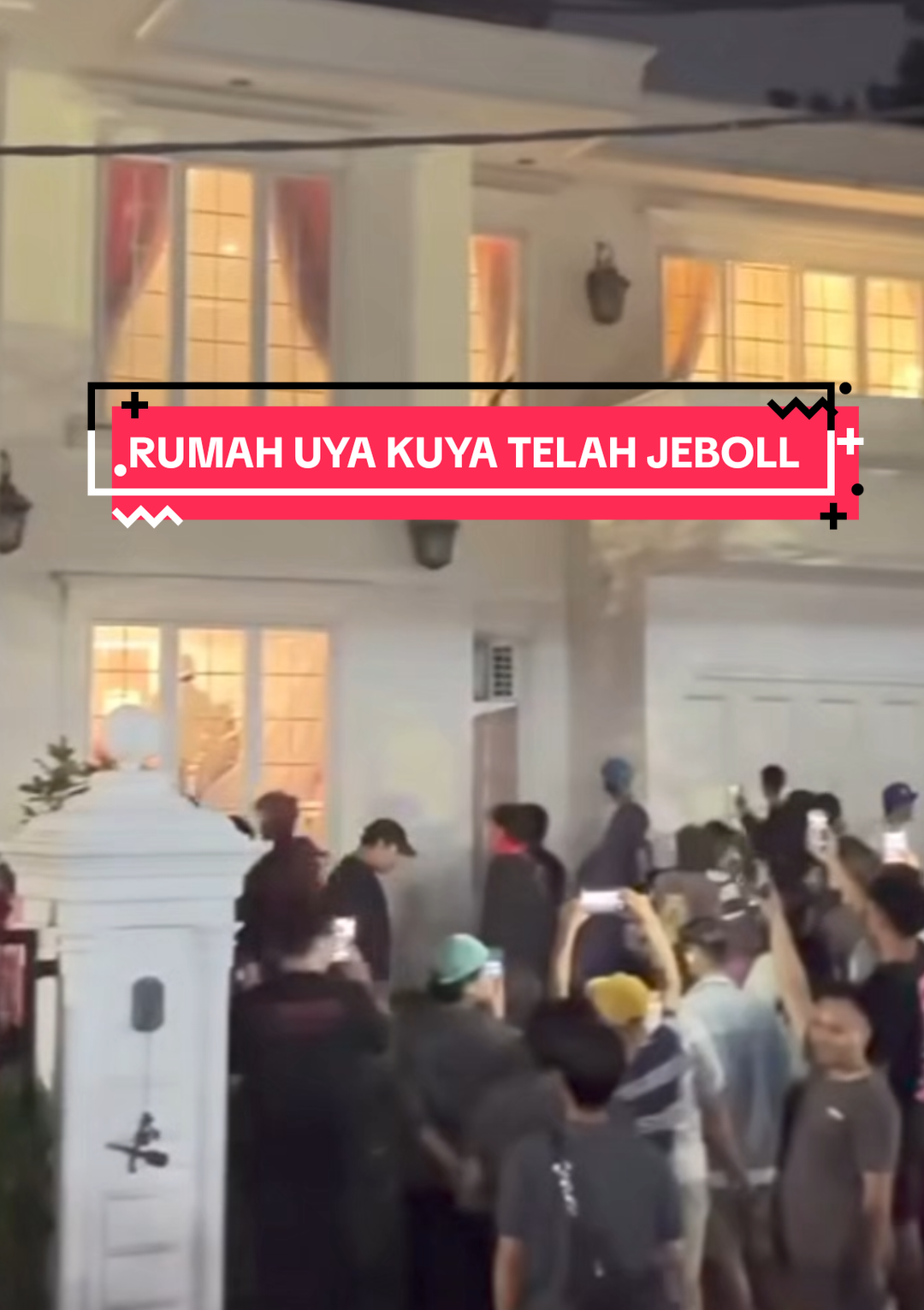 RUMAH UYA KUYA SUDAH JEBOL OLEH RAKYAT HABIS SEMUA BARANGG!!  #democrat #demokrasiindonesia #uyakuya #rumahuyakuya #fypage 