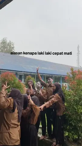 endingnya😭😭 #unaahasulawesitenggara #sekolah #xiichairilanwar #smansaunaaha 