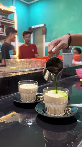 Dipeugah le abu laot mangat that jeut keu aneuk buah 😂 #ngopi #abulaot #abulaotseleb #bmwpineungnyen #fypシ゚ 