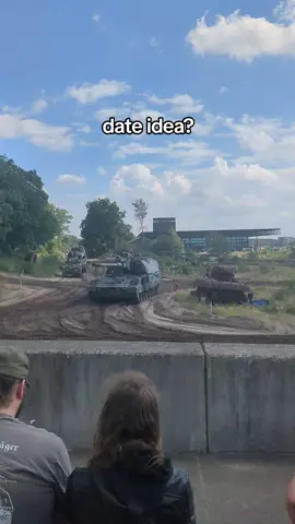 dream date #dateideas #hellyeah #warthunder #warthundervideo #tanks 