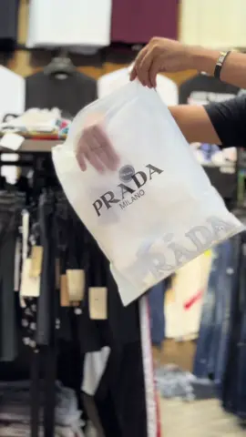Nouvelle collection pull #prada  ##biskra🔥🌴##zegag_ban_ramdane_biskra##livraisondisponible58wilaya🚖🚕🇩🇿