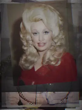 #DOLLYPARTON : I DON'T SELL. #idontsell #edit