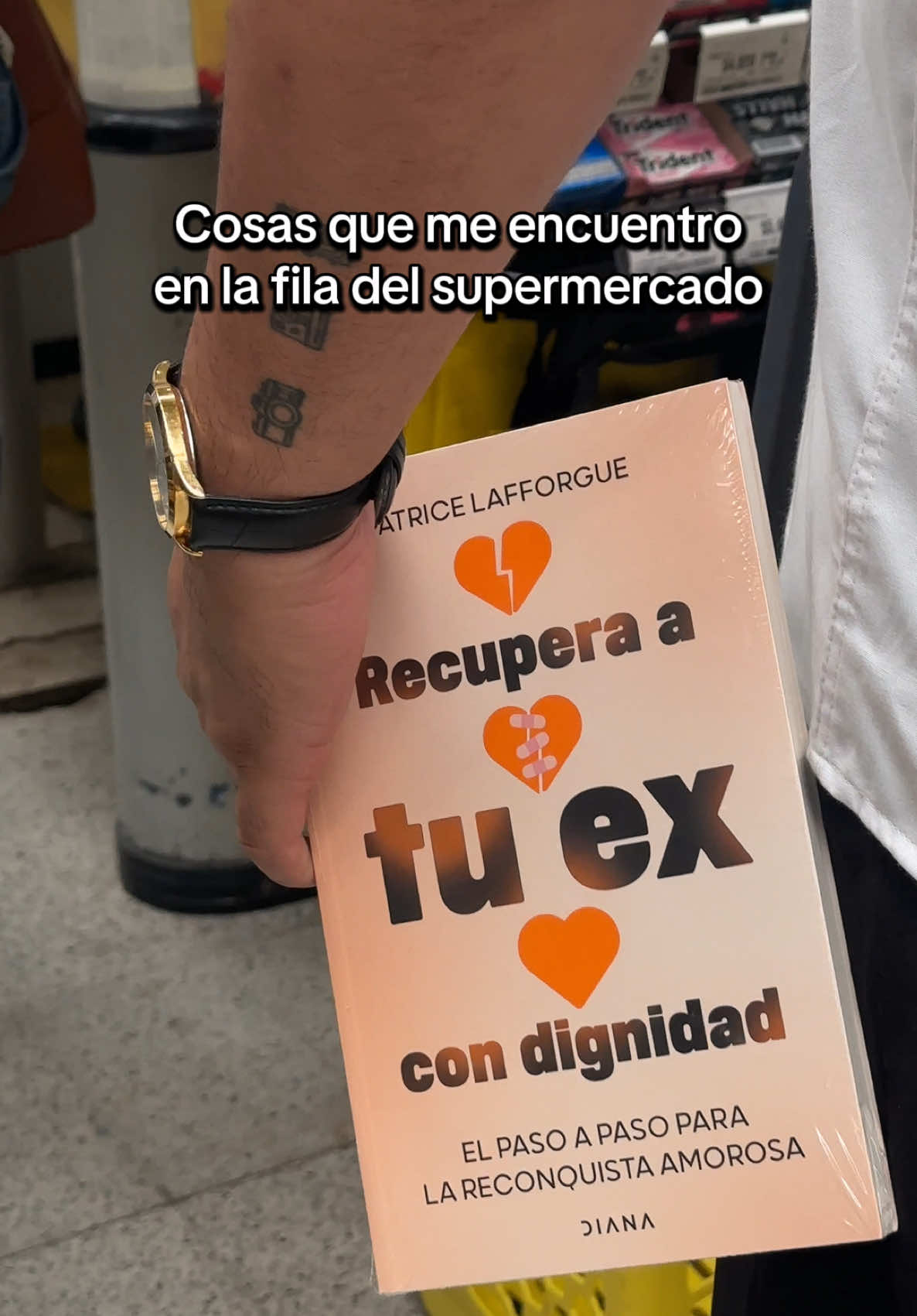 Cosas que uno se encuentra en la fila del supermercado  El éxito recuperando relaciones perdidas , obviamente con dignidad 😌👌🏼 #humor #chistesdeex #cosasdelsupermercado #recuperaratuex #parati 