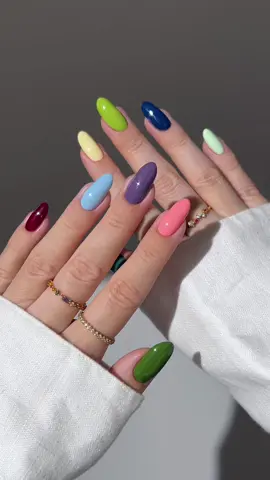 ☀️→🍂 watching summer fade into fall, one shade at a time •ad @dndgel is having their annual $5 sale on all gel and lacquer polishes! from summer brights to muted fall tones 🥀 using: 🪴 DV287 Houseplant • 🍧 DV142 Don’t Sugar Coat It • 🍆 DV237 Defective Mauve • 🌧️ DV109 Sky High • 🍷 DV252 Silky Beets • 🦚 DV262 Seafoam Serenade • 🧈 DV086 Durian, Plz • 🍋‍🟩 DV280 Salsa Verde • 🌊 DV246 Blue Lagoon • 🍃 DV104 Marshmallow Peppermint • 🫧 DV300 Top Gel  _____  #dndgelpartner #dndgel #dndgelpolish #nails #nailinspo      