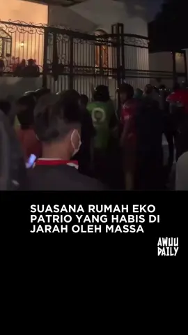 Denger-denger rumahnya udh dijaga? kok pada bisa ttp masuk 👀🤭 #ekopatrio #eko #viral #jarah #rumaheko  