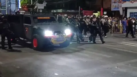 Aksi demonstrasi dikota serang malam hari ini. #pandeglangeksis 