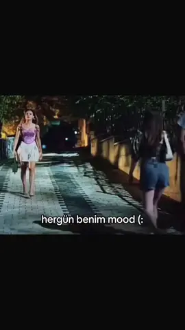 Zıkkımın kökünü yiyin kskkskks . . . #beniöneçıkart #keşfet #fypシ゚viral #global #berfinnilsuaktaş 