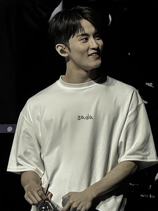 vibesnya jadi sedih... #marklee #nct #fyp #CapCut 
