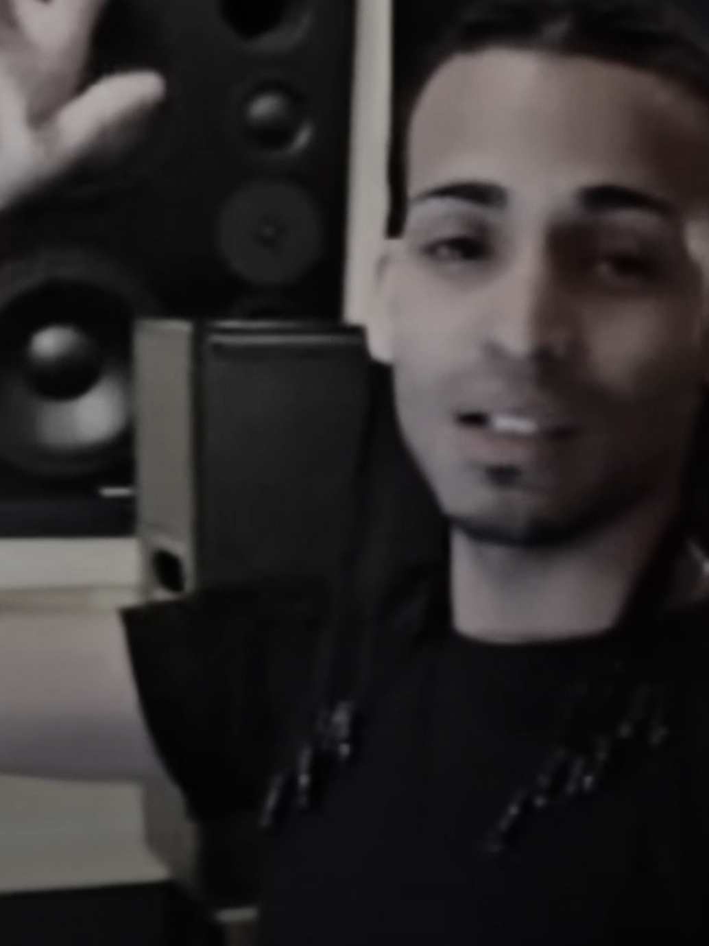 como tiene que ser..                                                                                                               .#arcangel #edit #comotienequeser #fyp #musica 