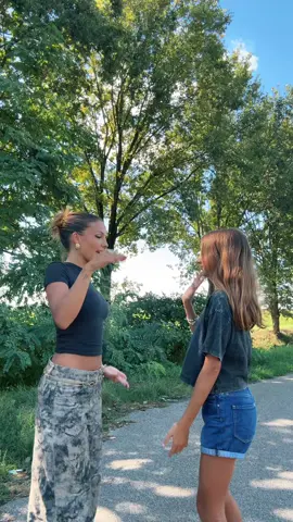 mia sorella mi ha obbligato a fare questo trend  @Lara tramontana 