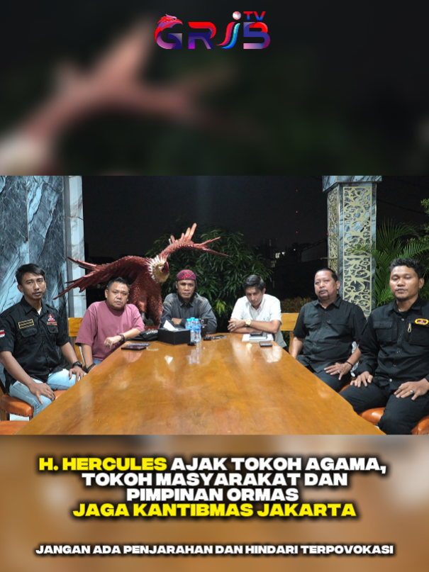 H. Hercules Ajak Tokoh Agama, Tokoh Masyarakat dan Pimpinan Ormas Jaga Kantibmas Jakarta . . #hercules #grib #gribjaya #gribjayajayajaya💪🇮🇩 #ormasindonesia #ormas #demojakartahariini #makobrimob #poldametrojaya #demoojol #chaos #jakarta #jakartaterkini #hercules #herculesgribjaya #polresjakut #polresjakbar #polisi #tni #tentara #polri #prabowo #prabowosubianto